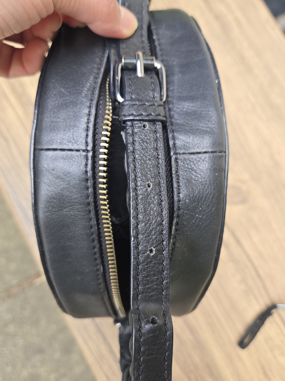 Rachel Roy Black Circle Round Vegan Leather Crossbody - Picture 14 of 15